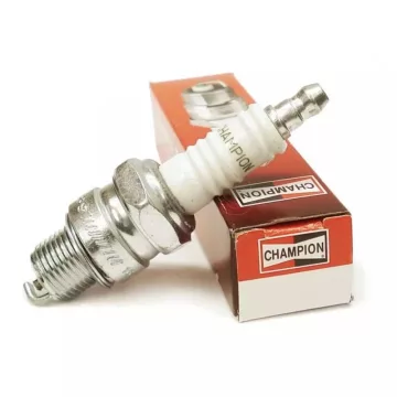   Champion RJ19LM Gyújtógyertya 4 Ütemű Fűnyíró Motorokhoz (Eredeti Alkatrész)